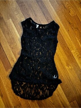 Studio Y Black Lace High-Low Tunic